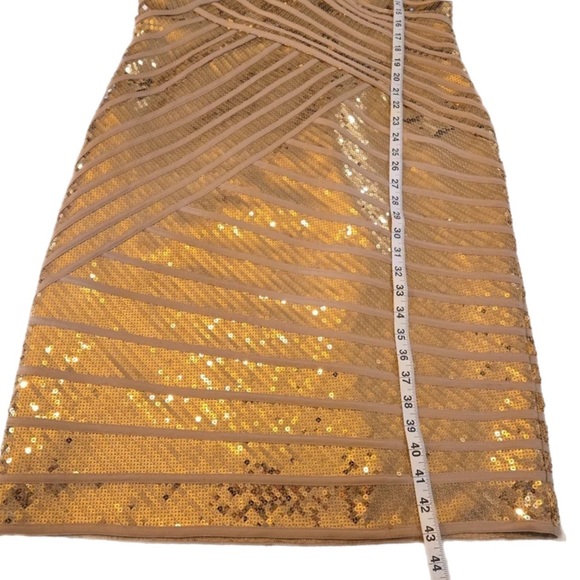 EUC Tadashi Shoji T by Tadashi Gold Sequined Sleeveless V-Neck Bodycon Dress - Picture 6 of 10